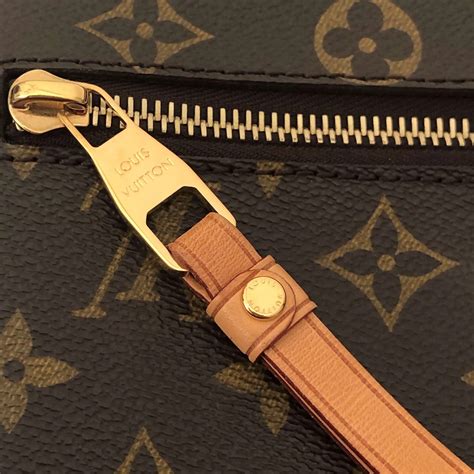 louis vuitton zipper real vs fake|false Louis Vuitton.